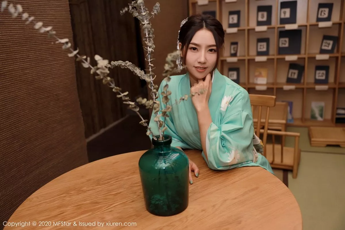 方子萱写真