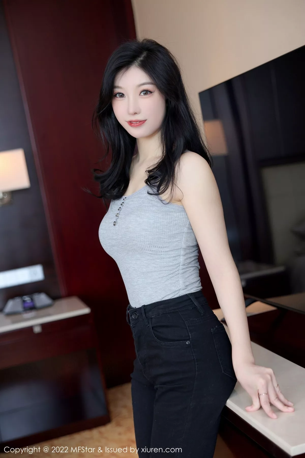 人间荒糖写真