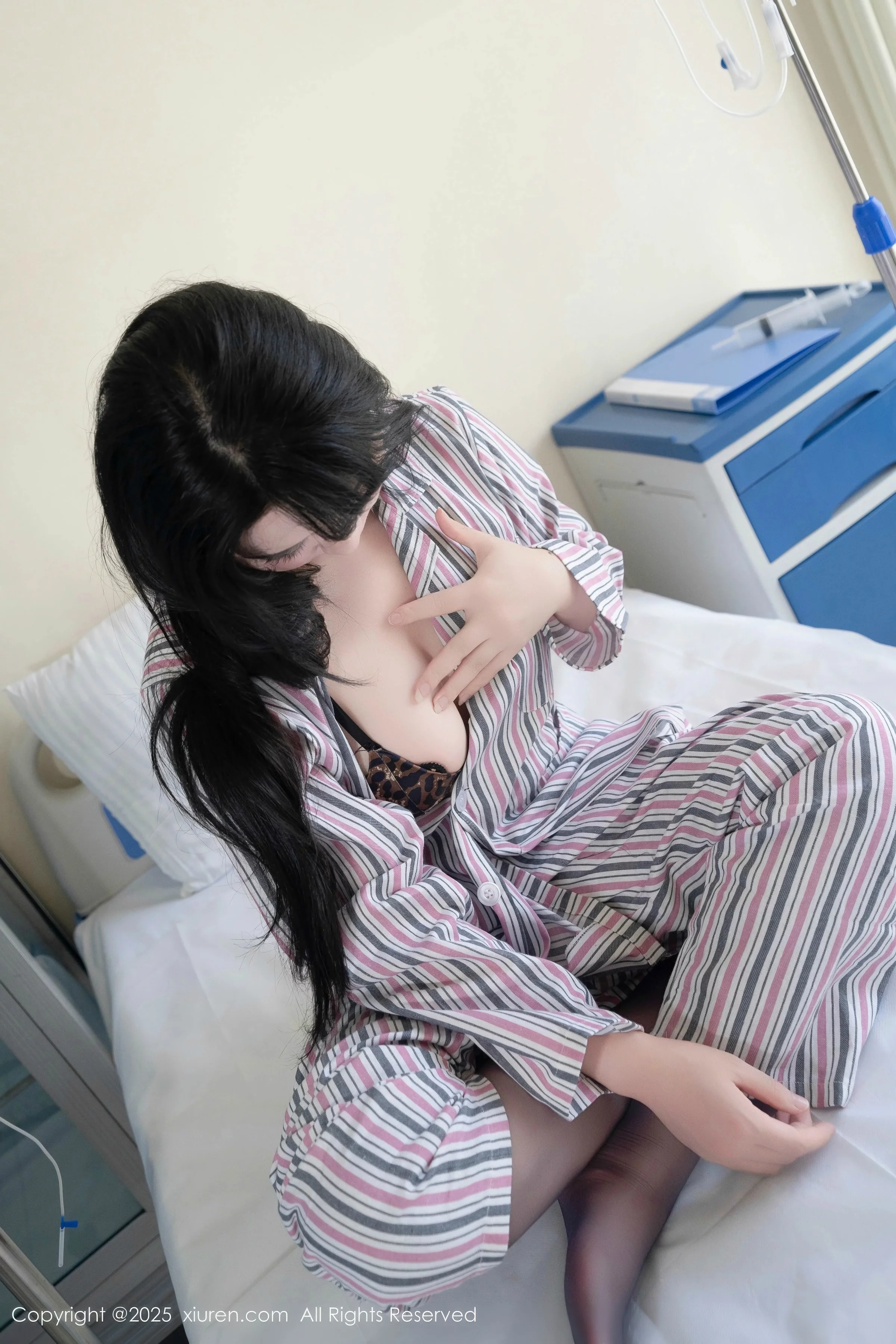 汐汐爱吃草莓写真