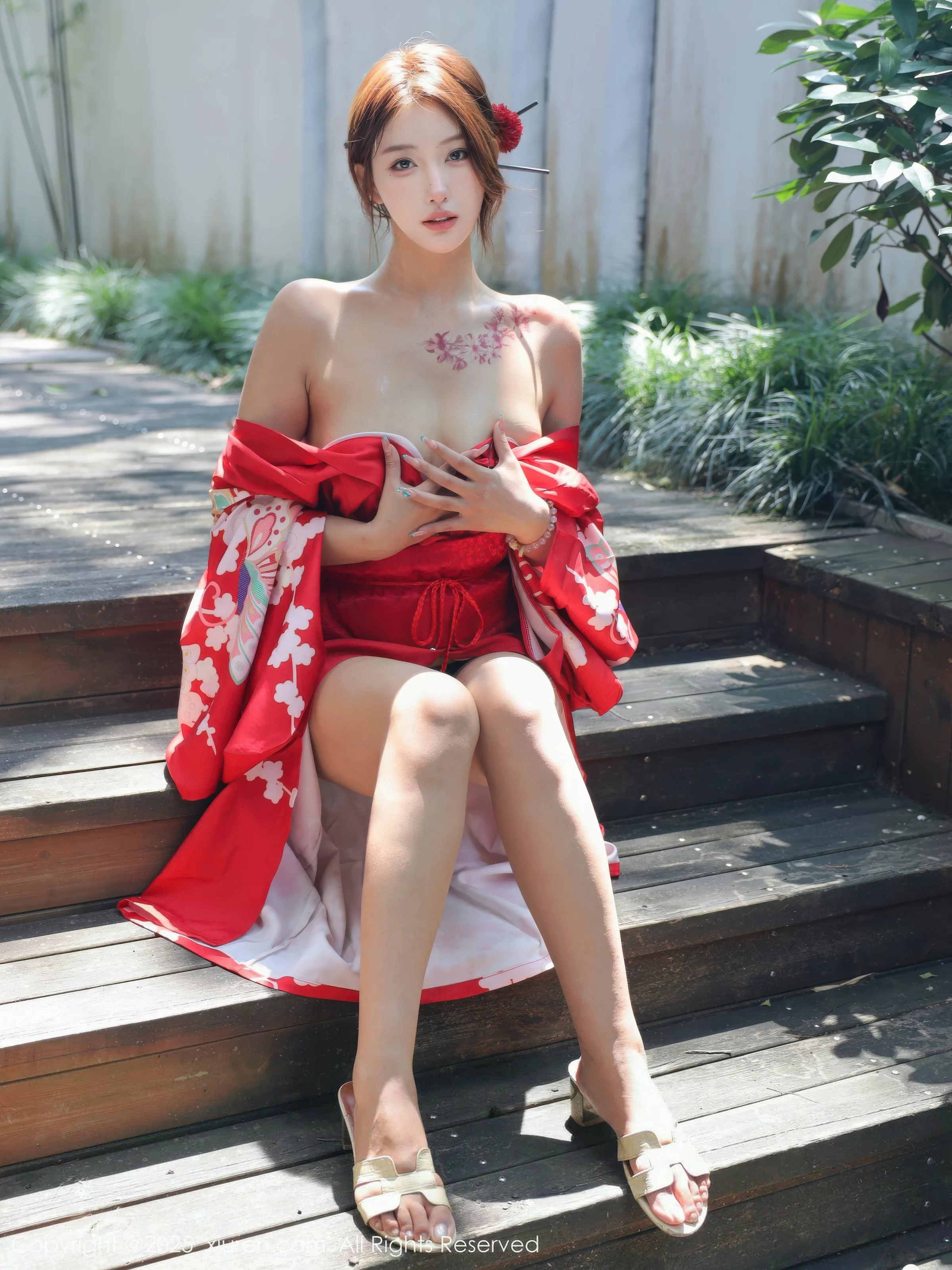 秀人集.com_[XiuRen秀人网]No.10683_模特金允希Yuki户外性感红色和服半脱秀完美身材惹火诱惑写真80P