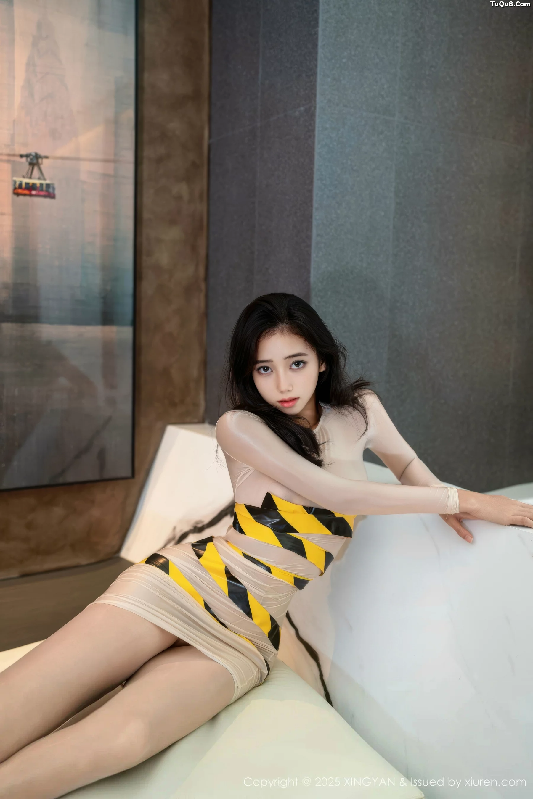 秀人集.com_[XINGYAN星颜社]VOL.421_模特时安安性感肉色连衣短裙配超薄肉丝秀柔美身姿诱惑写真71P