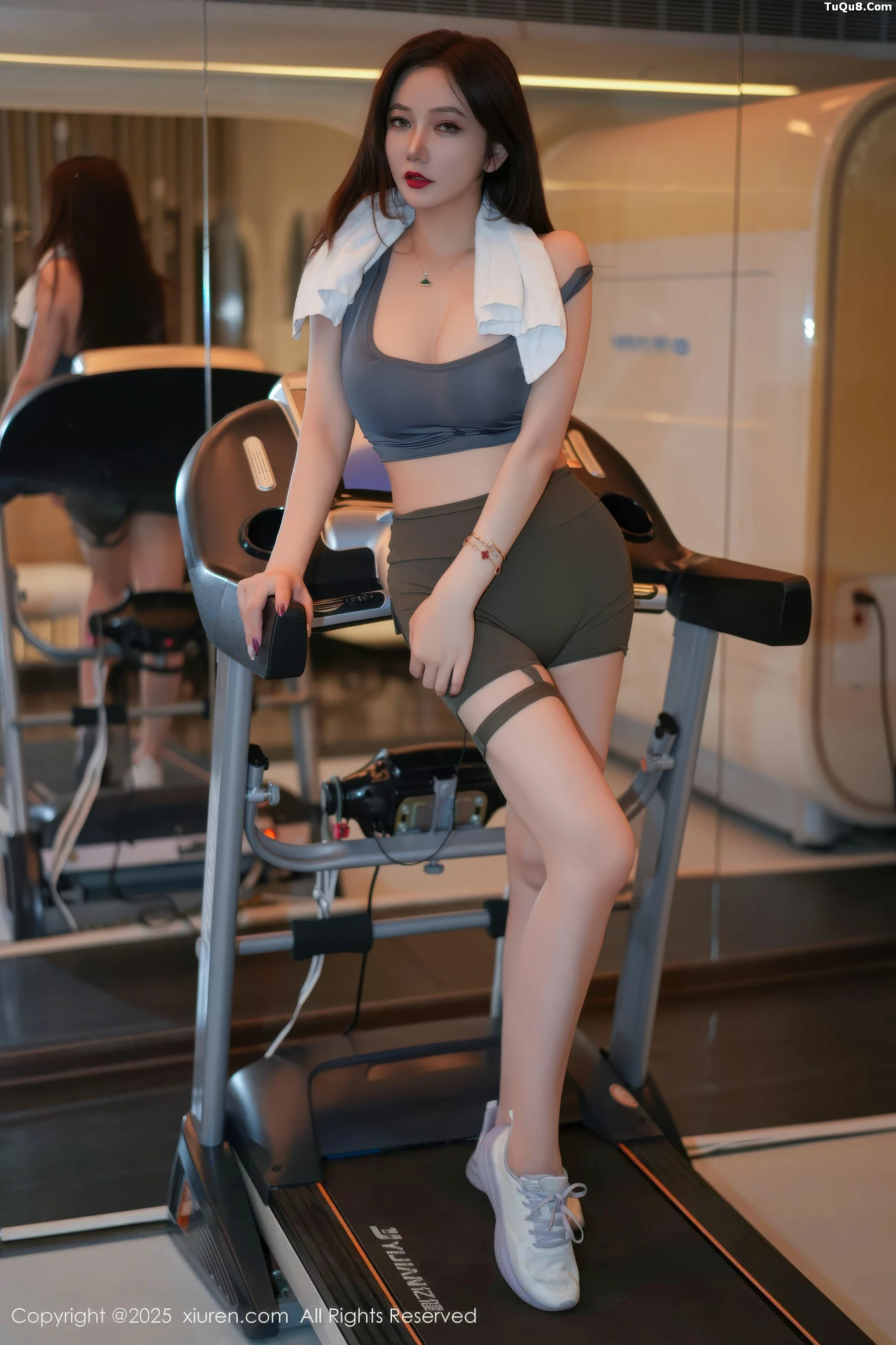 秀人集.com_[XiuRen秀人网]No.10950_女神心妍小公主健身房性感深色运动服秀丰满身材迷人诱惑写真52P