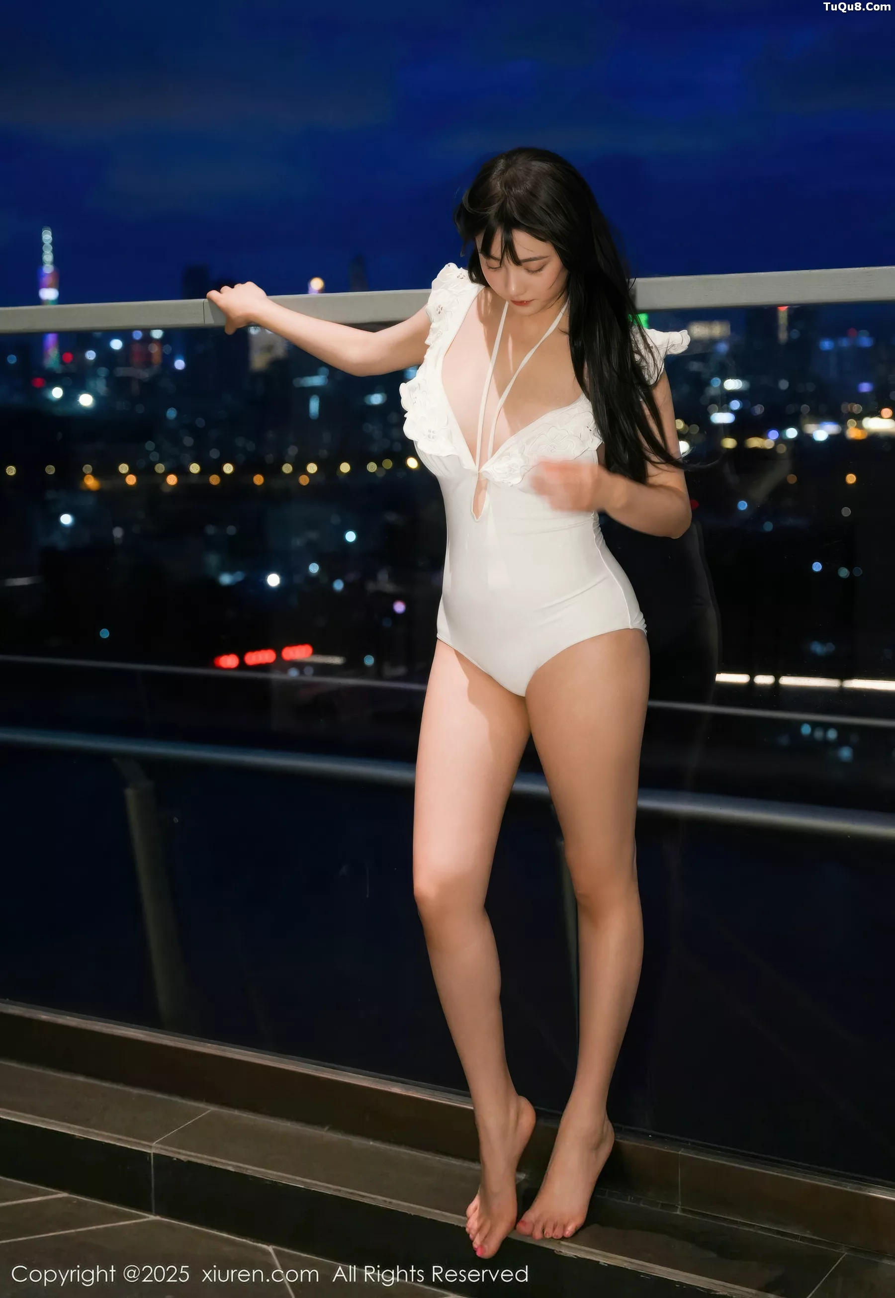 秀人集.com_[XiuRen秀人网]No.10959_模特软情泳池场景性感白色比基尼秀完美身材迷人诱惑写真71P