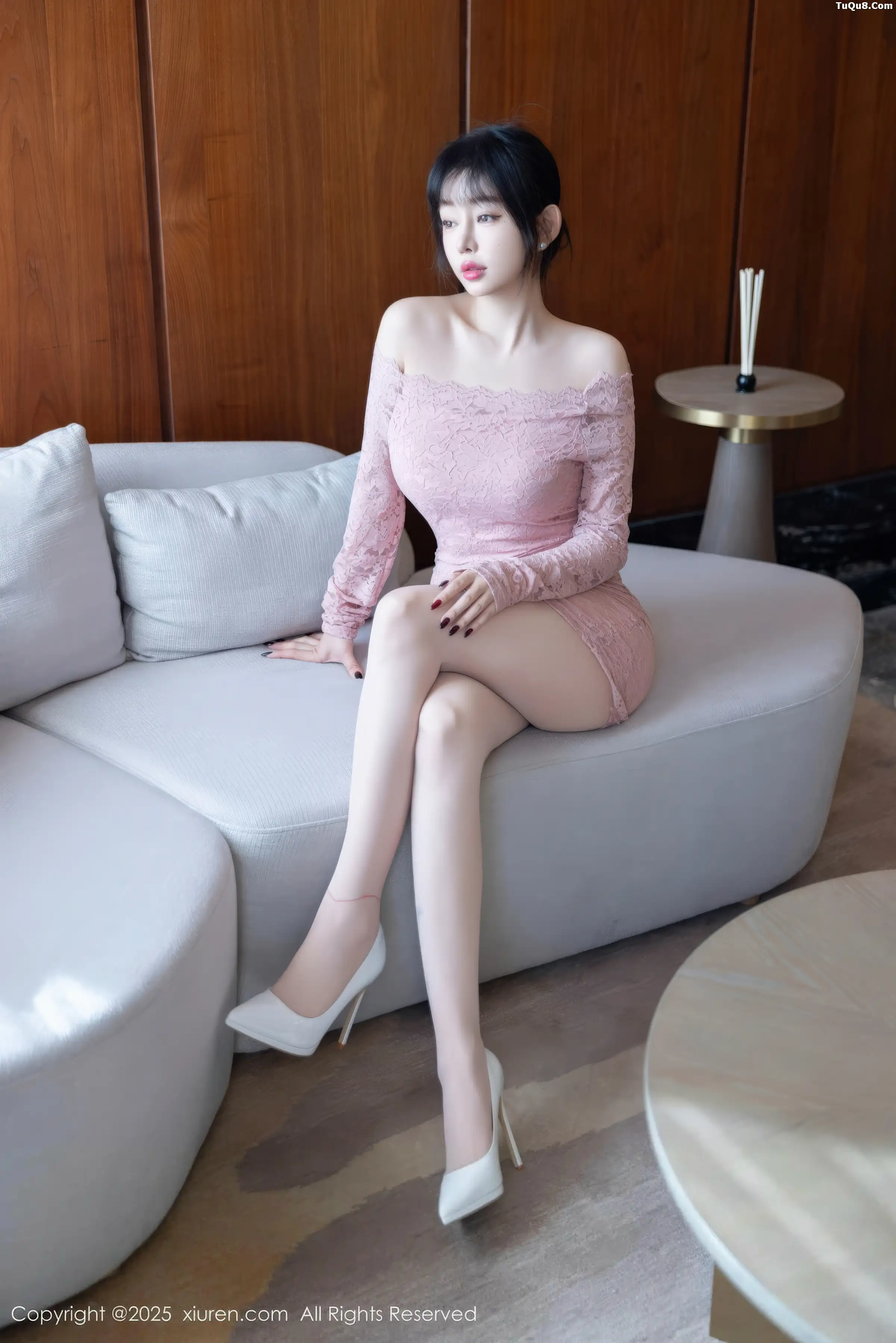 秀人集.com_[XiuRen秀人网]No.11043_女神王羽纯✨性感浅色连衣短裙配原色丝袜秀曼妙身姿诱惑写真77P