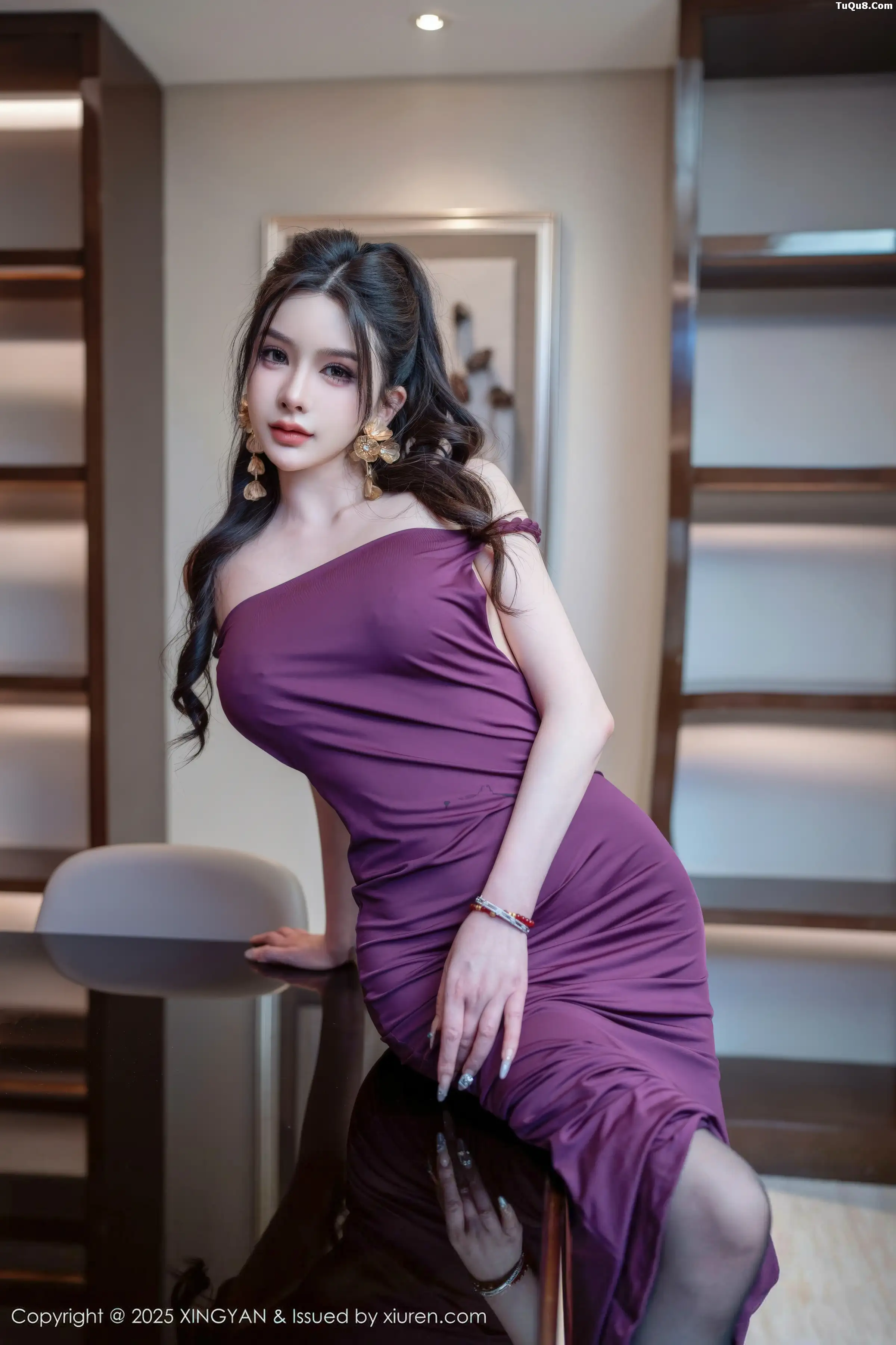 秀人集.com_[XINGYAN星颜社]VOL.436_女神李丽莎性感紫色连衣裙配黑丝吊袜秀完美身材撩人诱惑写真75P