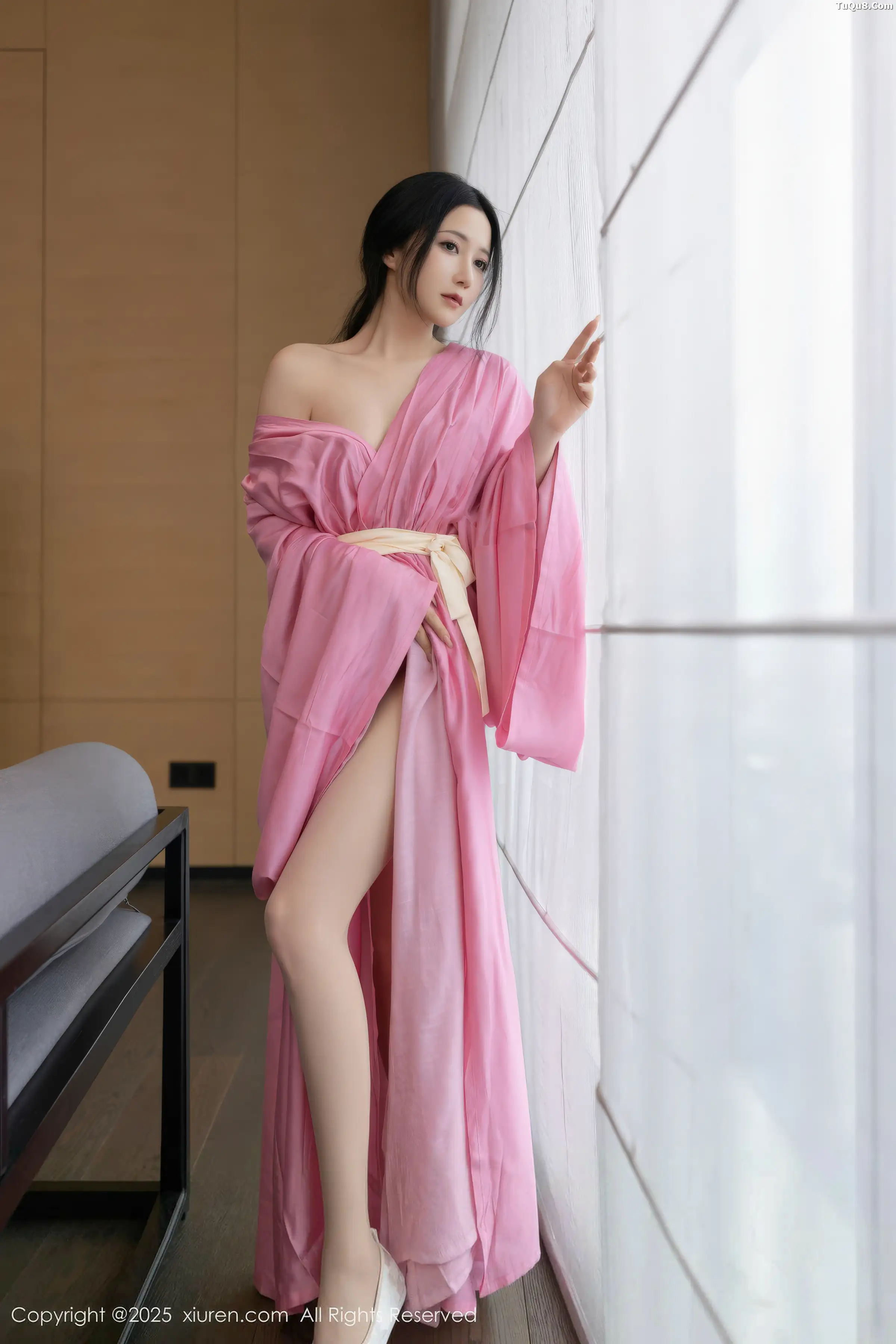 秀人集.com_[XiuRen秀人网]No.11049_模特鱼子酱Fish性感粉色月影纱配超薄肉丝秀曼妙身姿诱惑写真82P