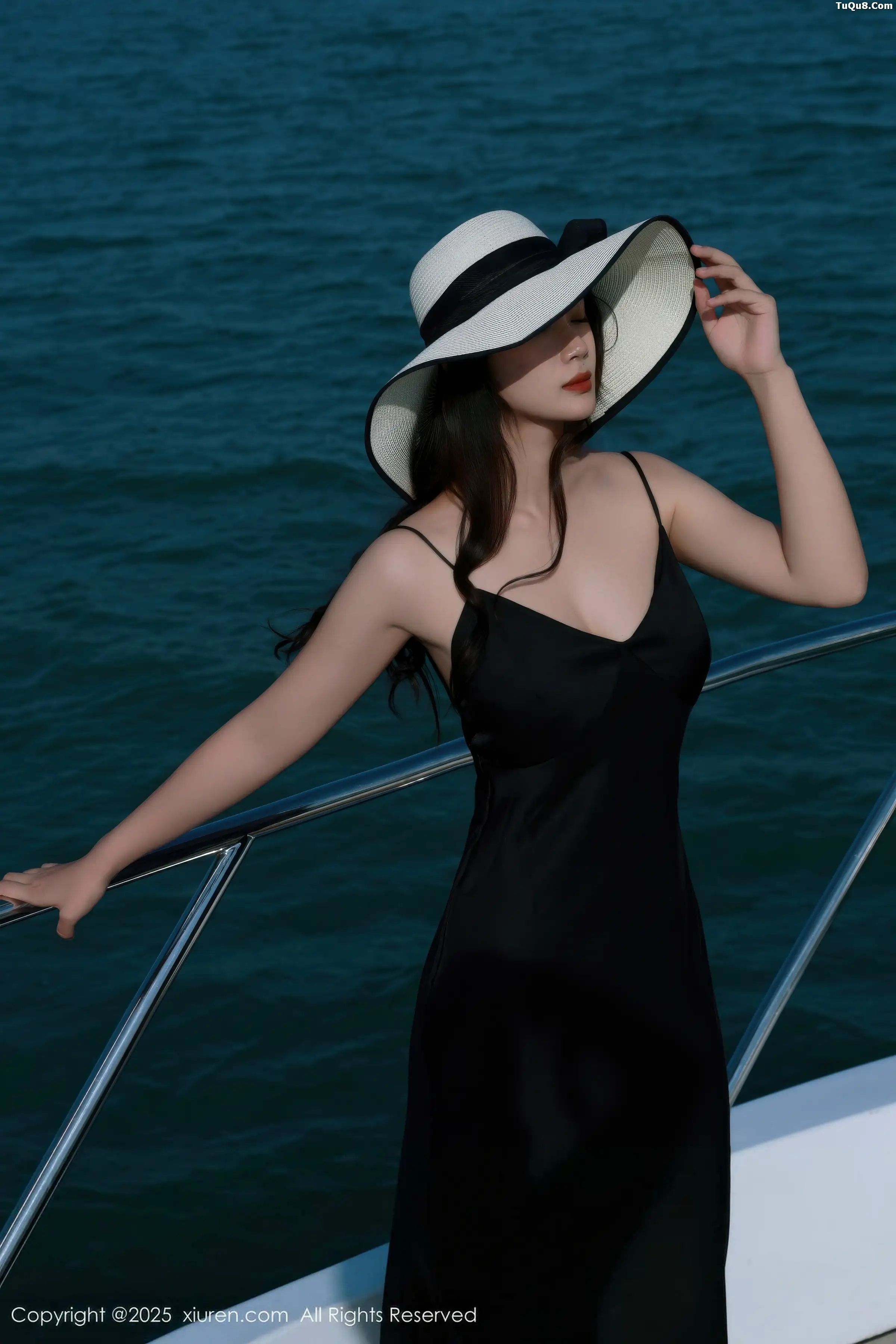 秀人集.com_[XiuRen秀人网]No.11074_模特南乔性感黑色连衣短裙露黑色情趣内衣秀惹火身材诱惑写真82P