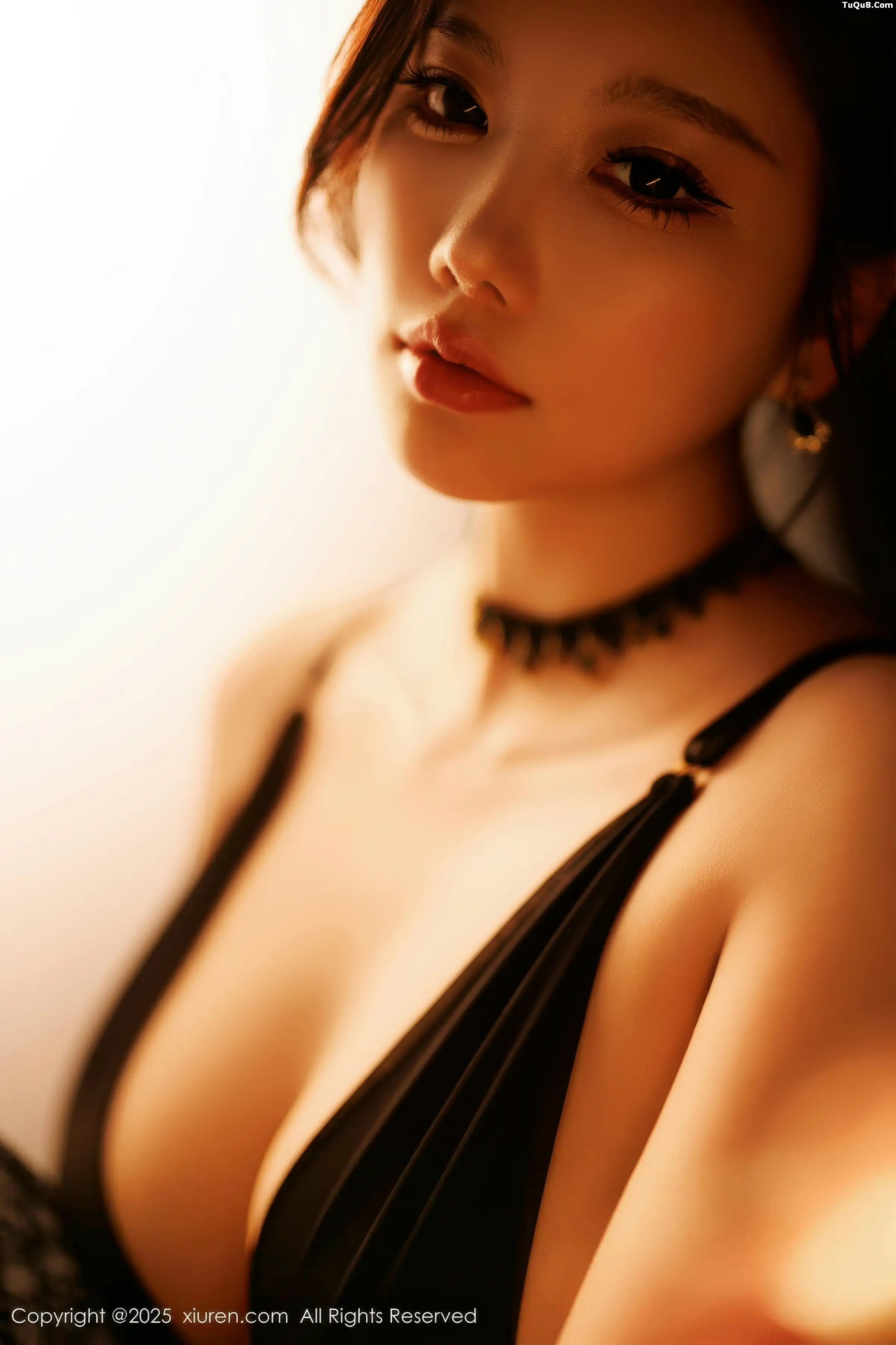 秀人集.com_[XiuRen秀人网]No.11013_女神CHENCHEN.性感黑色情趣内衣配黑丝袜秀丰腴身材诱惑写真83P